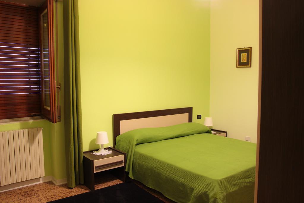B&B Fiori Di Lava Nicolosi Rom bilde